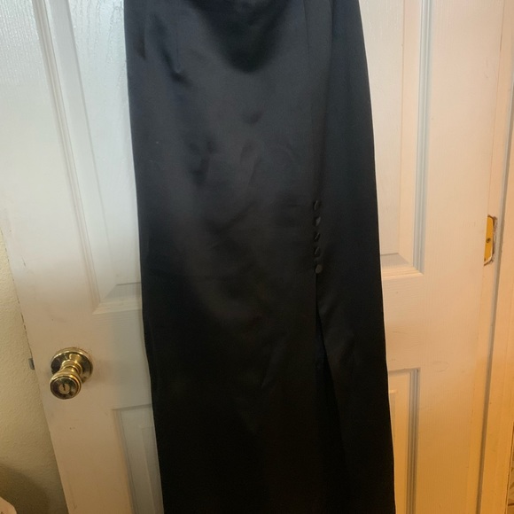 Maxi Fancy Skirt with slit - Picture 3 of 6